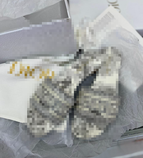 Bior Sandals